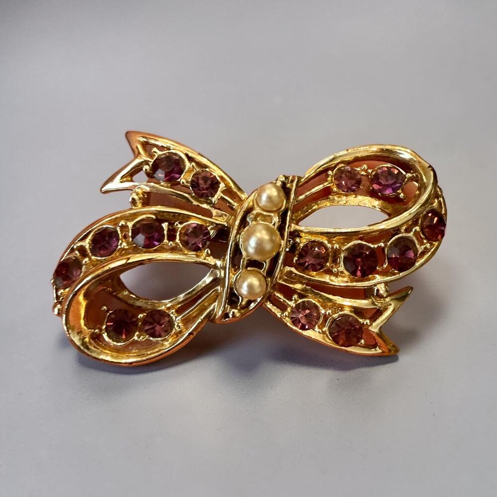 Vintage Purple Rhinestone Crystal Brooch Pin Bow Faux Pearls Feminine